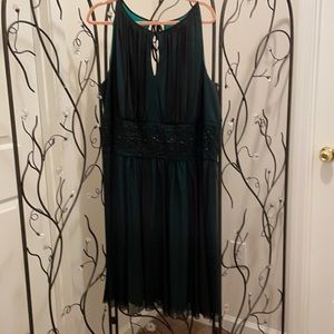 Emerald green jewel special occasion holiday dress 24W.